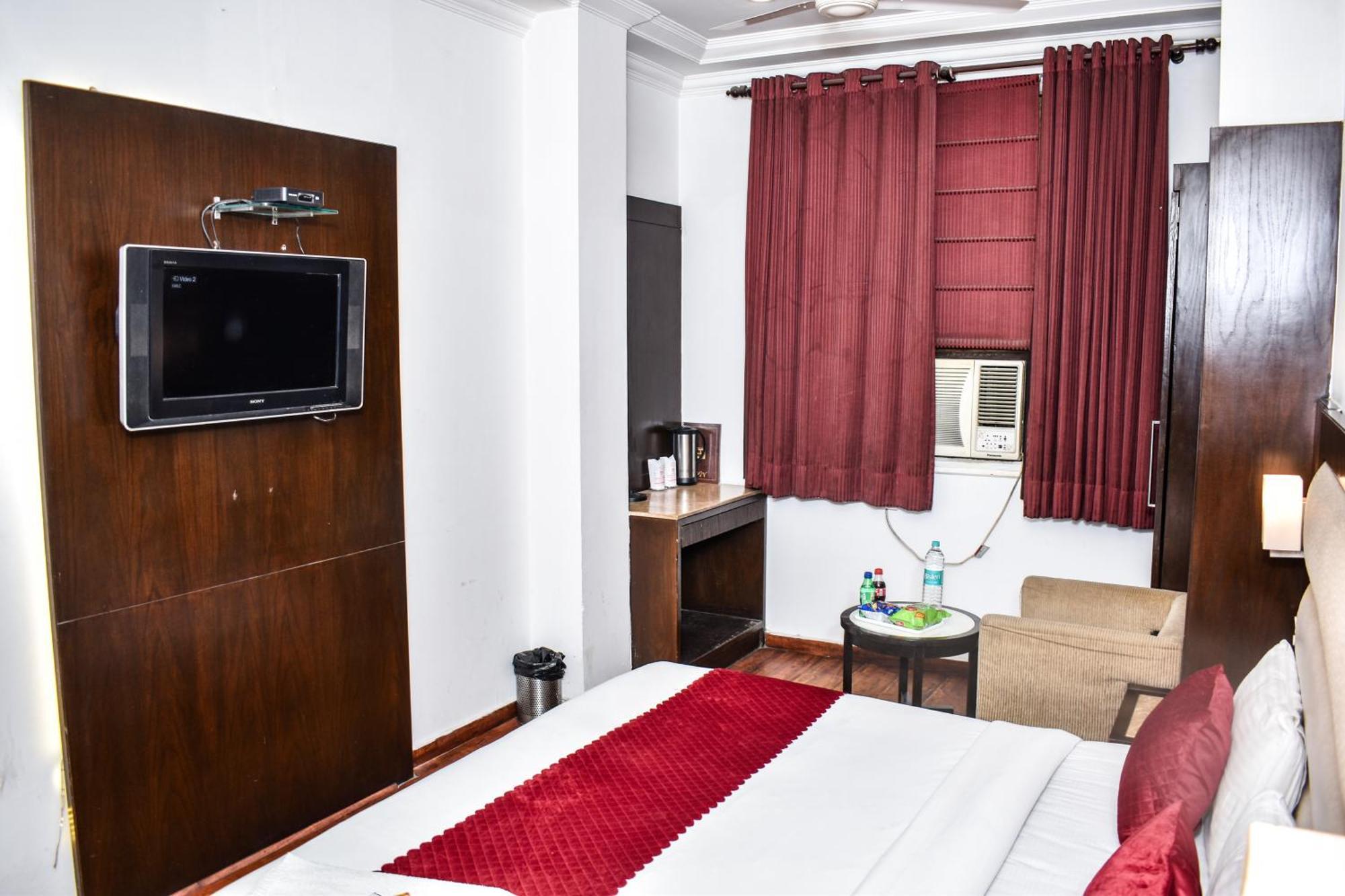 Hotel Chanchal Continental - 02 Mins From New Delhi Railway Station Exterior foto